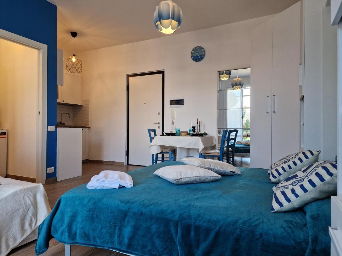650 Metri Dal Mare - Wifi - Terrazzo - Piscina - A/C Appartamento Pietra Ligure Esterno foto